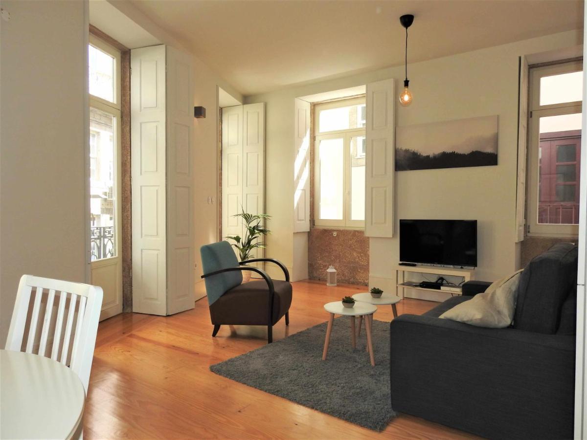 Oporto Delight 1 Luxury Apartment In Historic Center With Balcony Max 4 P المظهر الخارجي الصورة